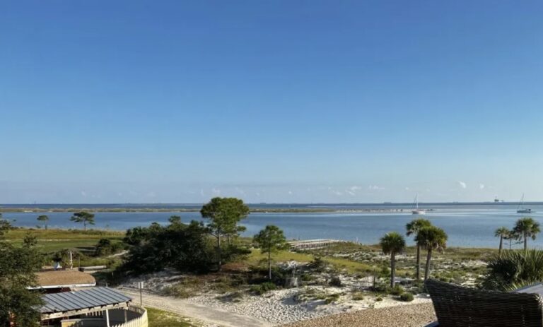 pirates bar wingfoil 768x463