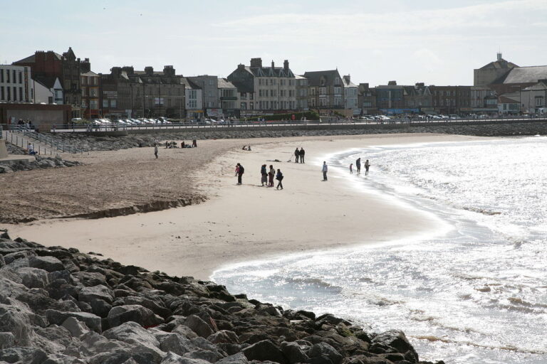 morecambe beach 768x512