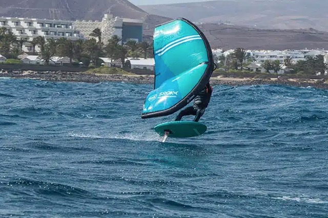 wingfoil gruissan plage de mateille