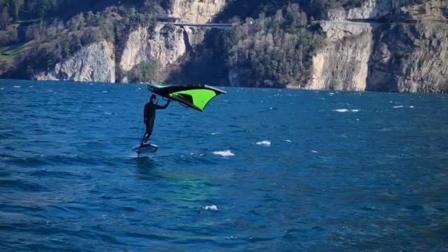 wingfoil urnersee Medium